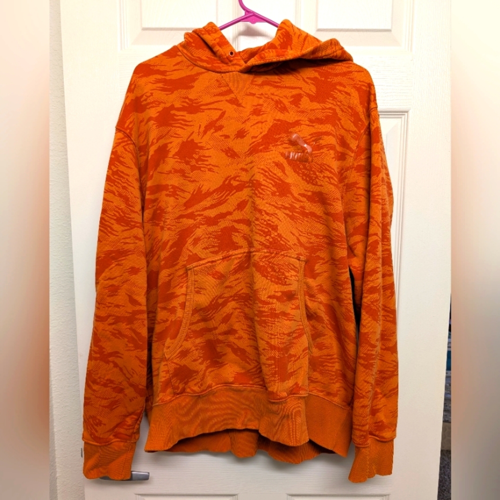 Puma Hooded Sweatshirt XL Orange Camo Heavy Weight 🏠
